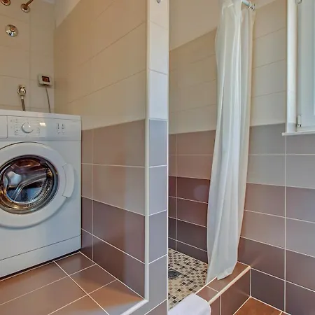 House Mirabelle With Heated Pool In On Losinj Island