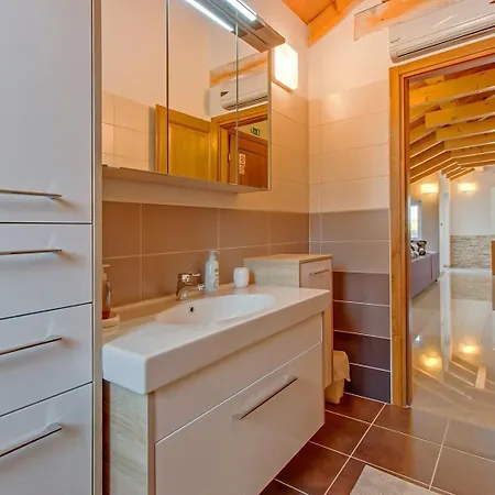 Konukevi House Mirabelle With Heated Pool In On Losinj Island Nerezine